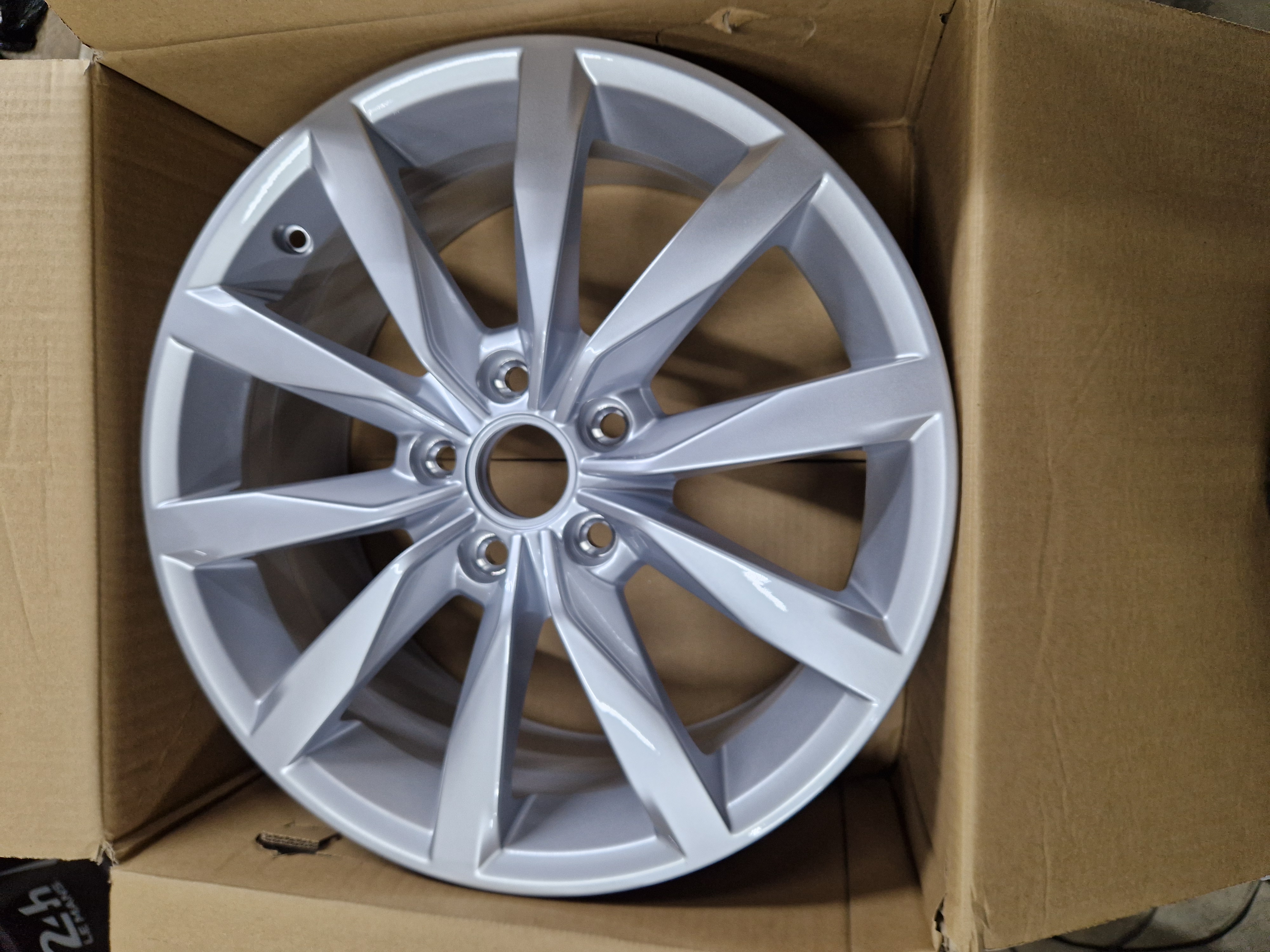 Hliníkové disky OE VW 5x112 7x17" ET49 Ø 57,1