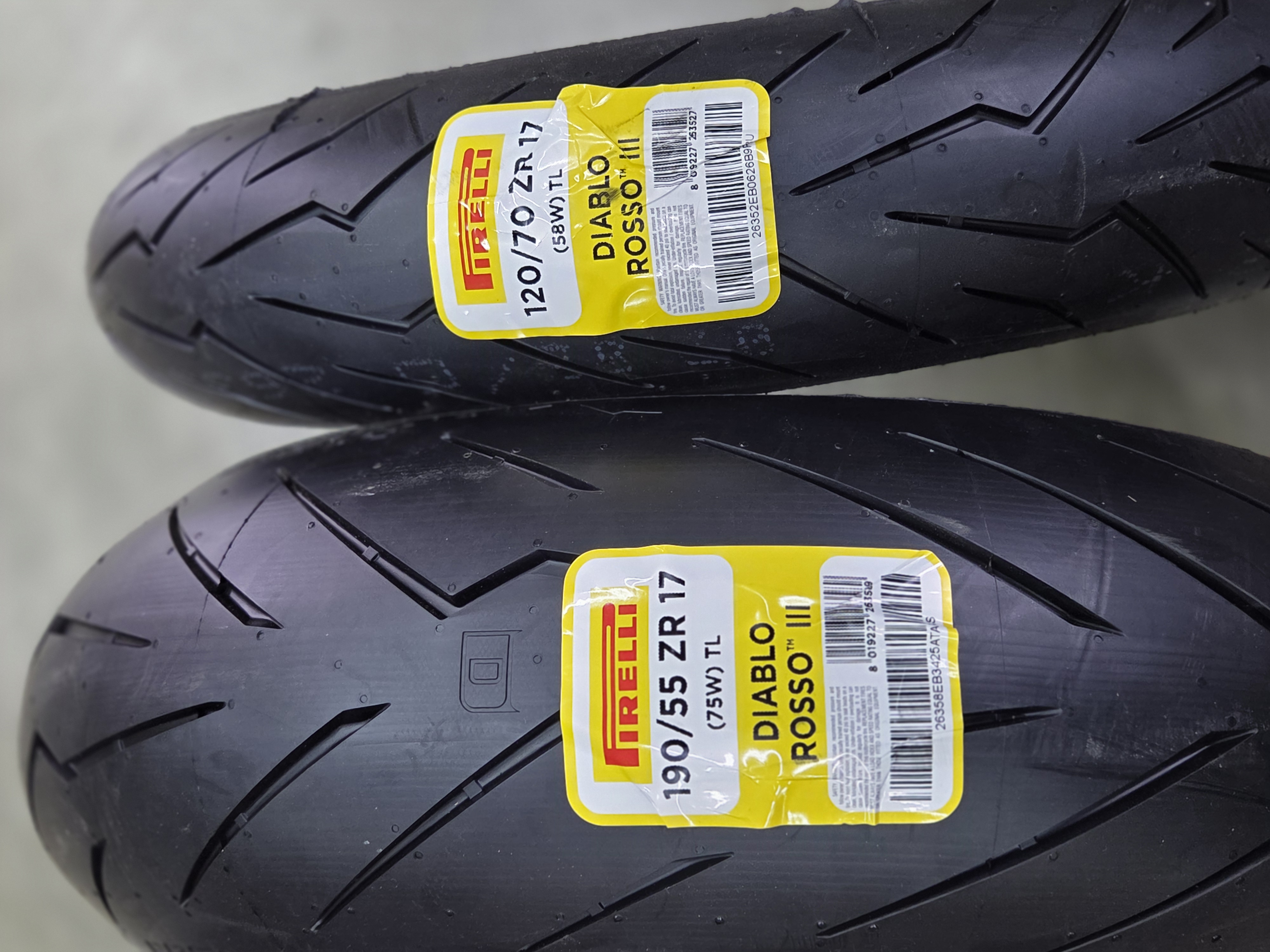 Pirelli Diablo Rosso III 190/55 R17 73W + 120/70 R17 58W