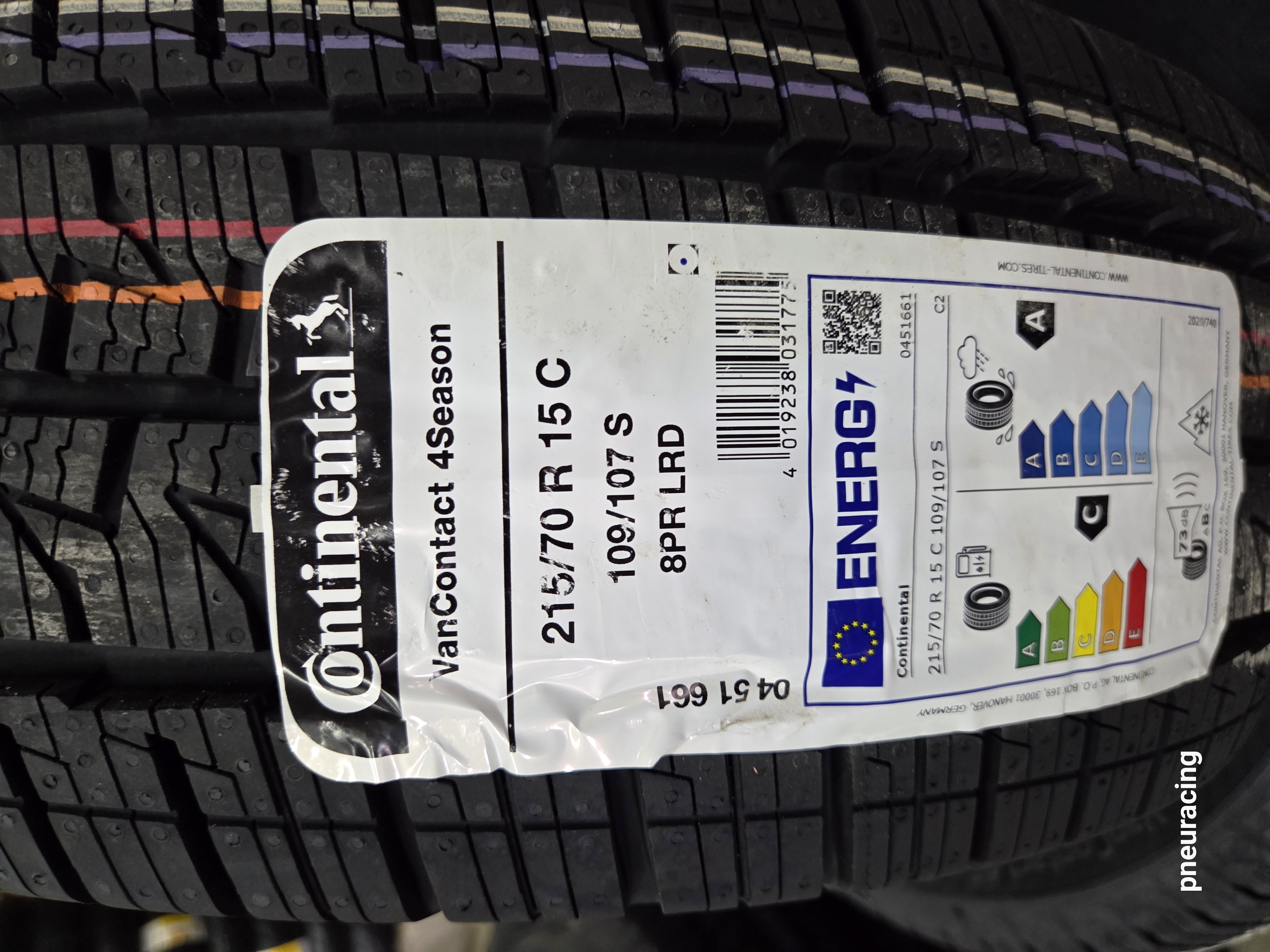 Continental Van Contact 4 Season 215/70 R15 C 109/107 C