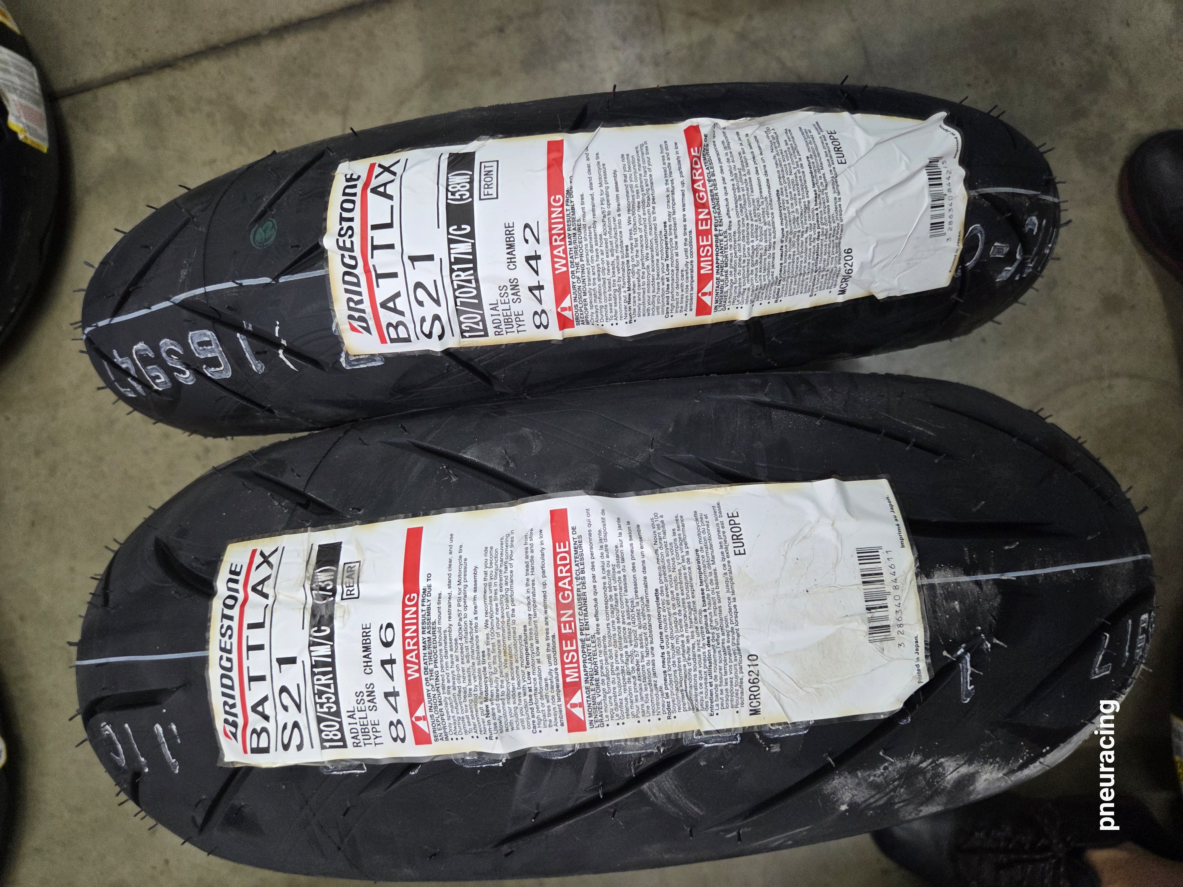 Bridgestone Battlax S21 180/55 R17 -73w 120/70 R17 -58w