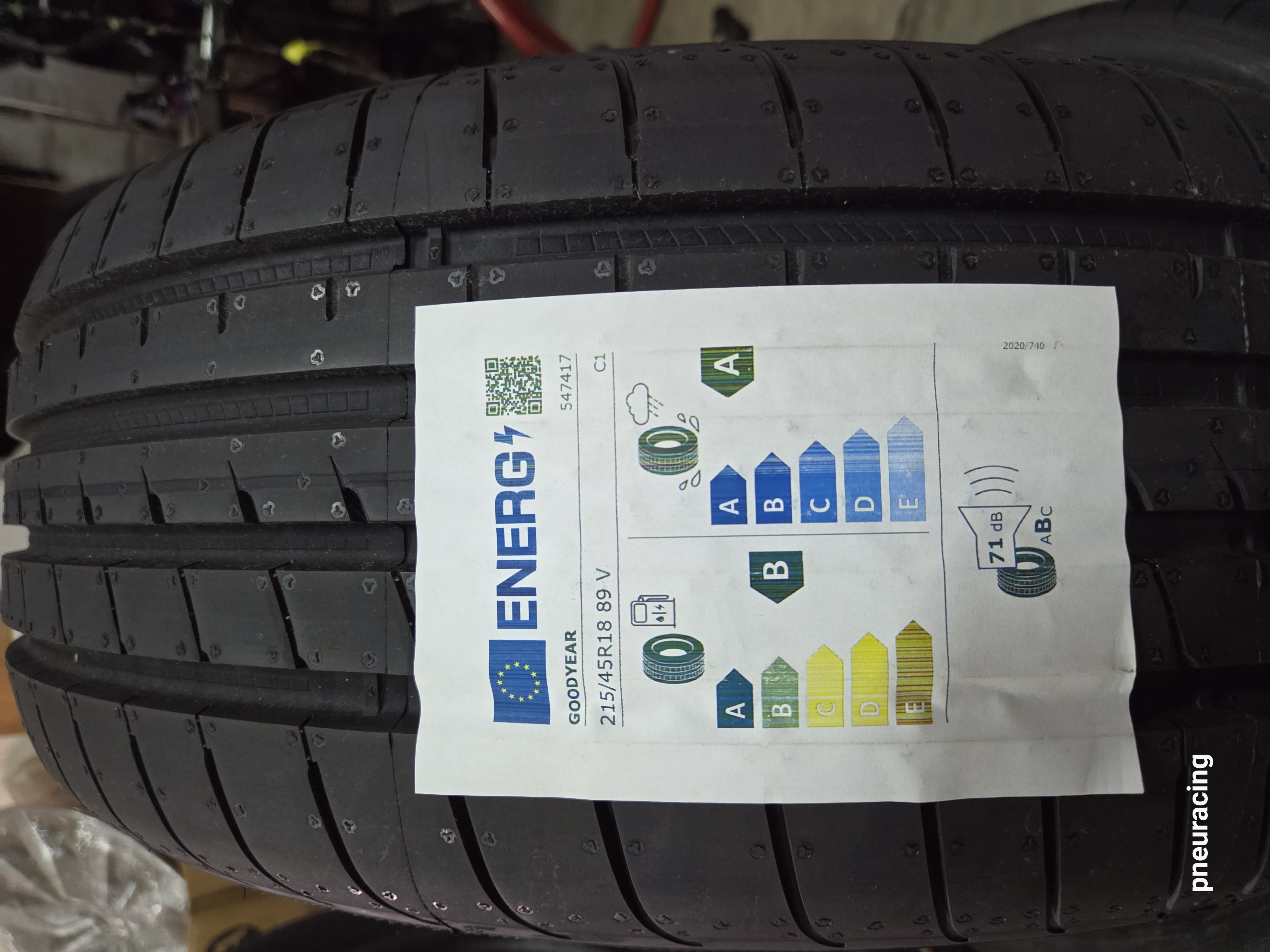 Goodyear Eagle F1 Asymmetric 3 215/45 R18 89 V
