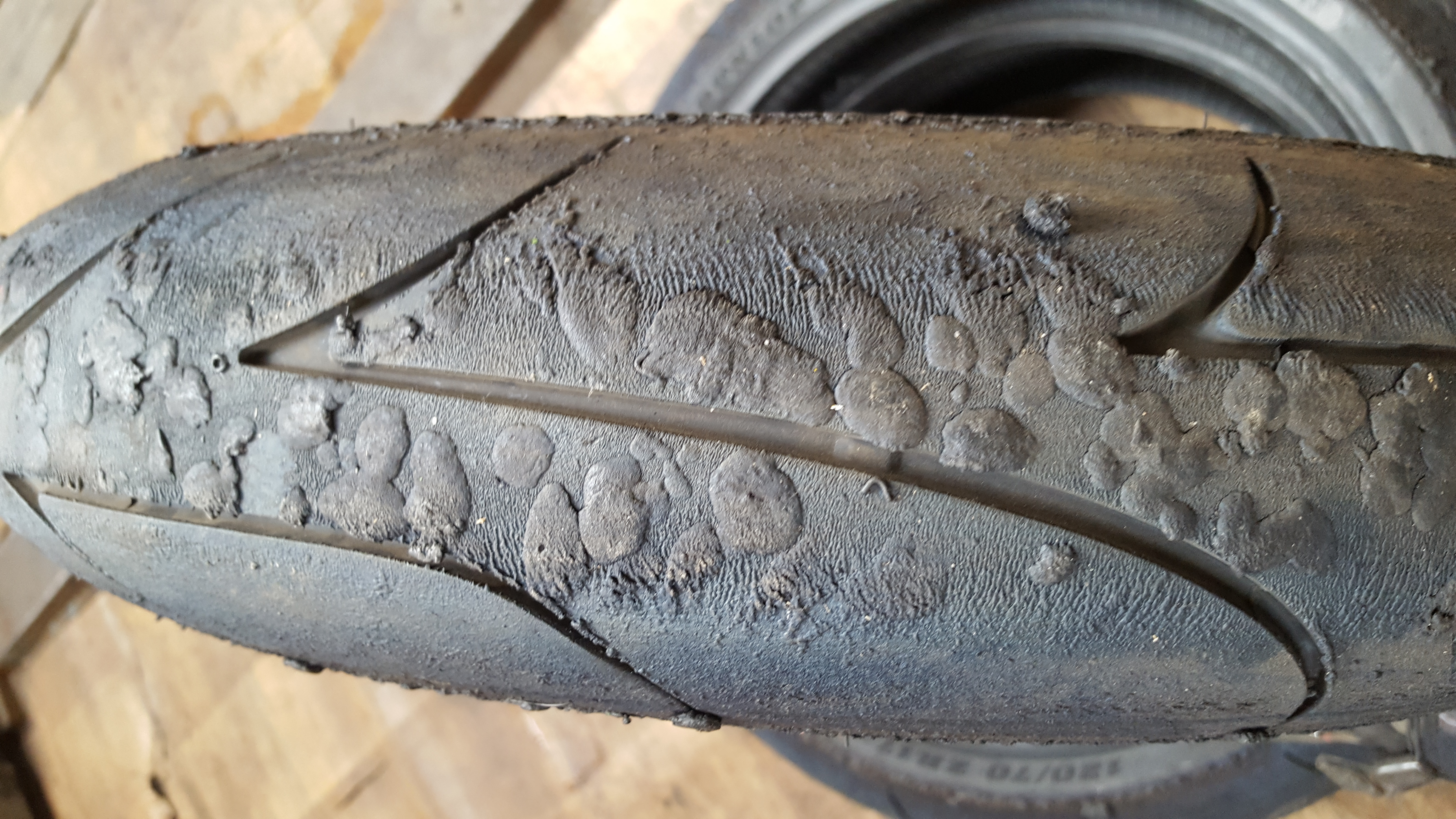 Dunlop GP D213 120/70ZR17