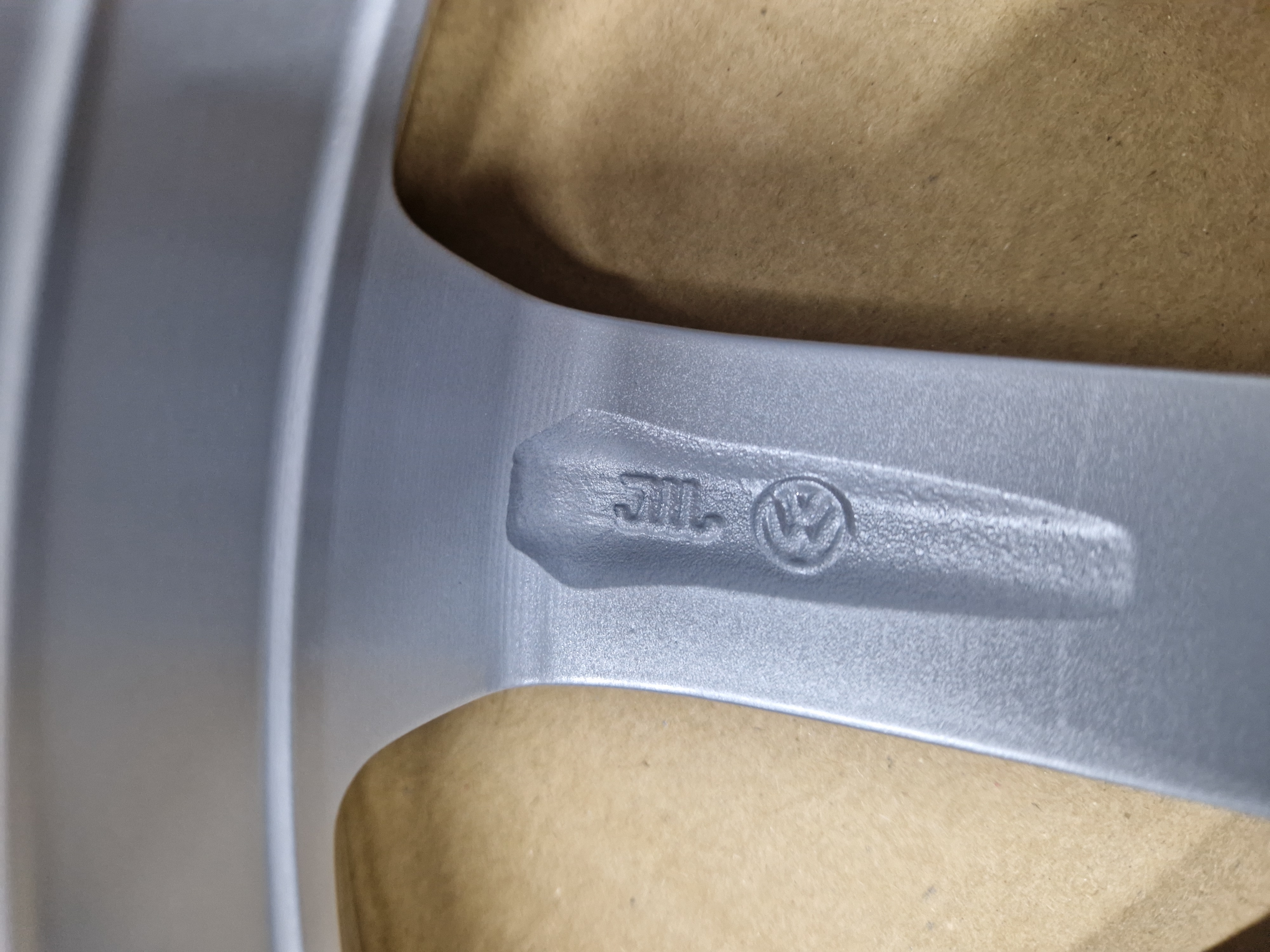 Hliníkové disky OE VW 5x112 7x17" ET49 Ø 57,1