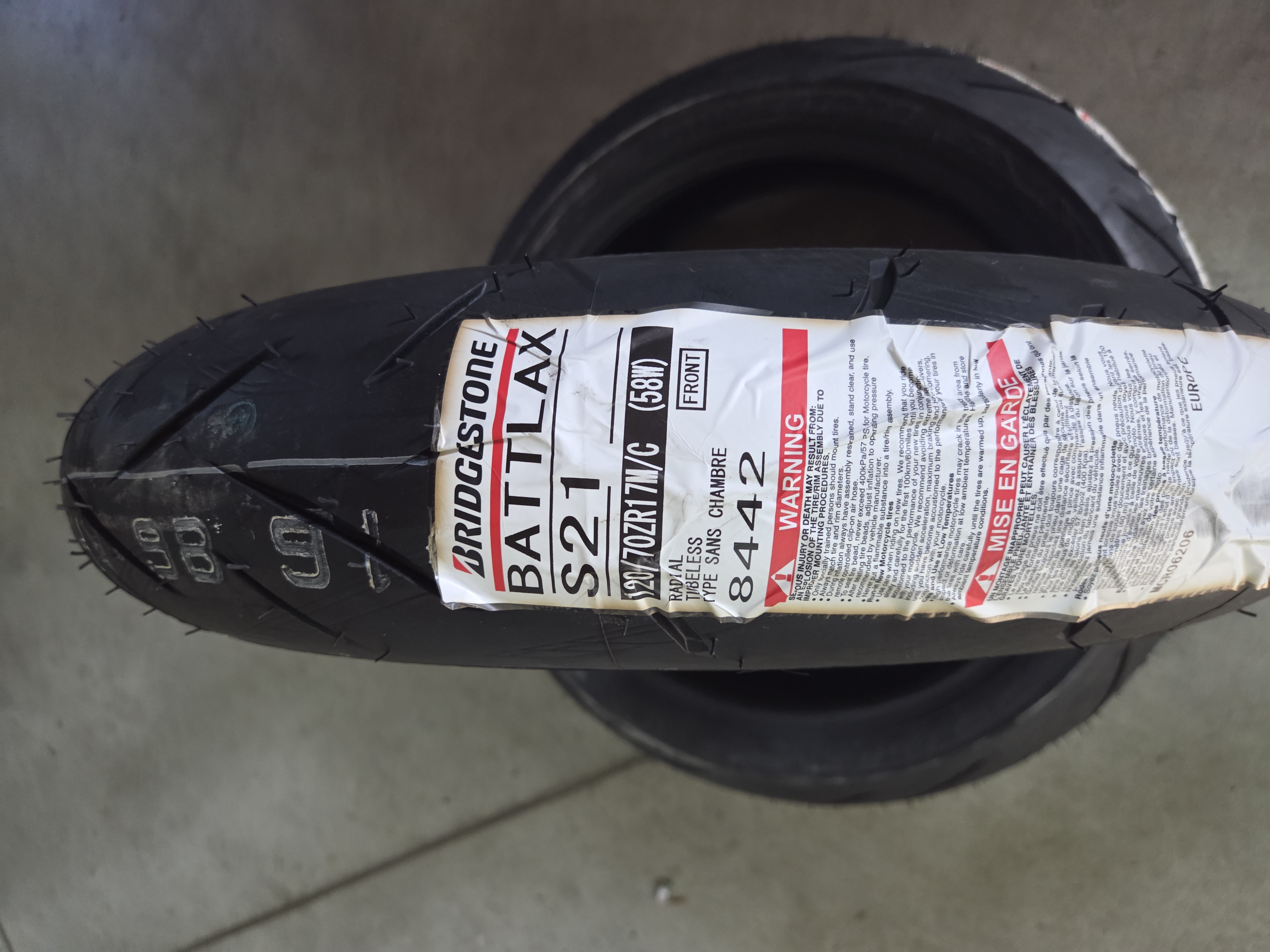 Bridgestone Battlax S21 180/55 R17 -73w 120/70 R17 -58w