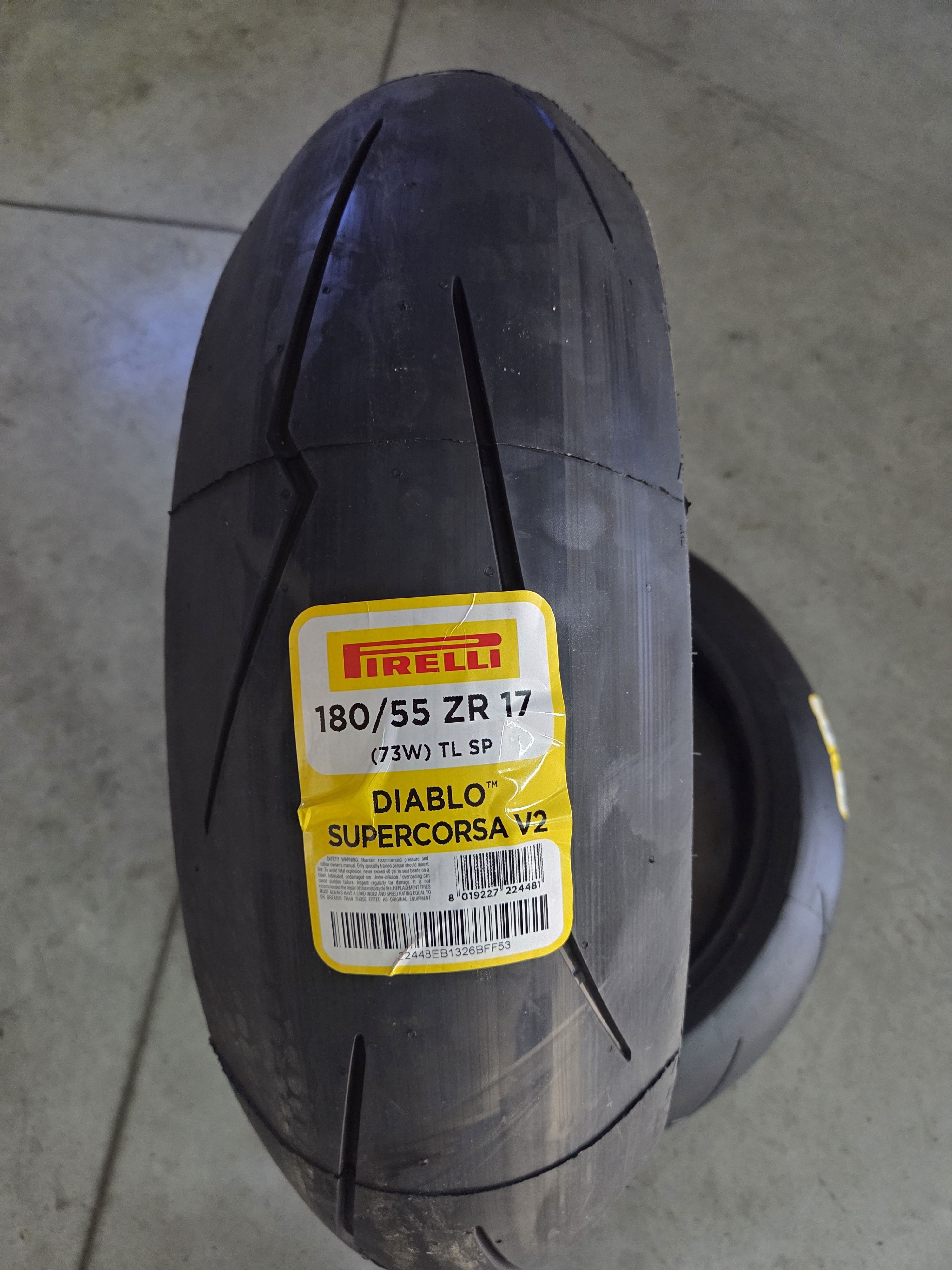 Pirelli Diablo Supercorsa V2 SP 180/55 R17 -73w + 120/70 R17 - 58w